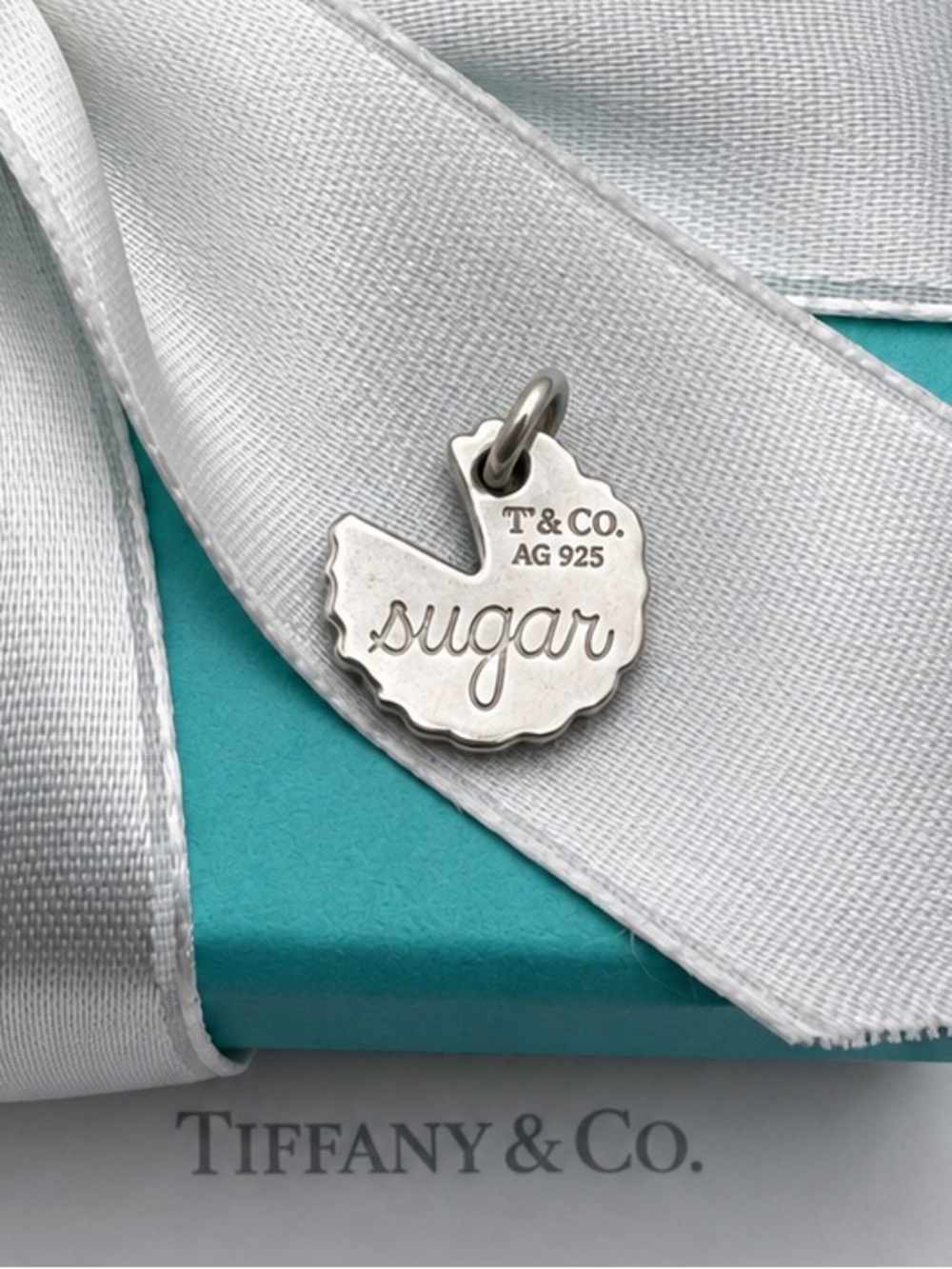 Tiffany & Co. Sugar Pie Charm Pendant Sterling Silver 925 Gift Pouch